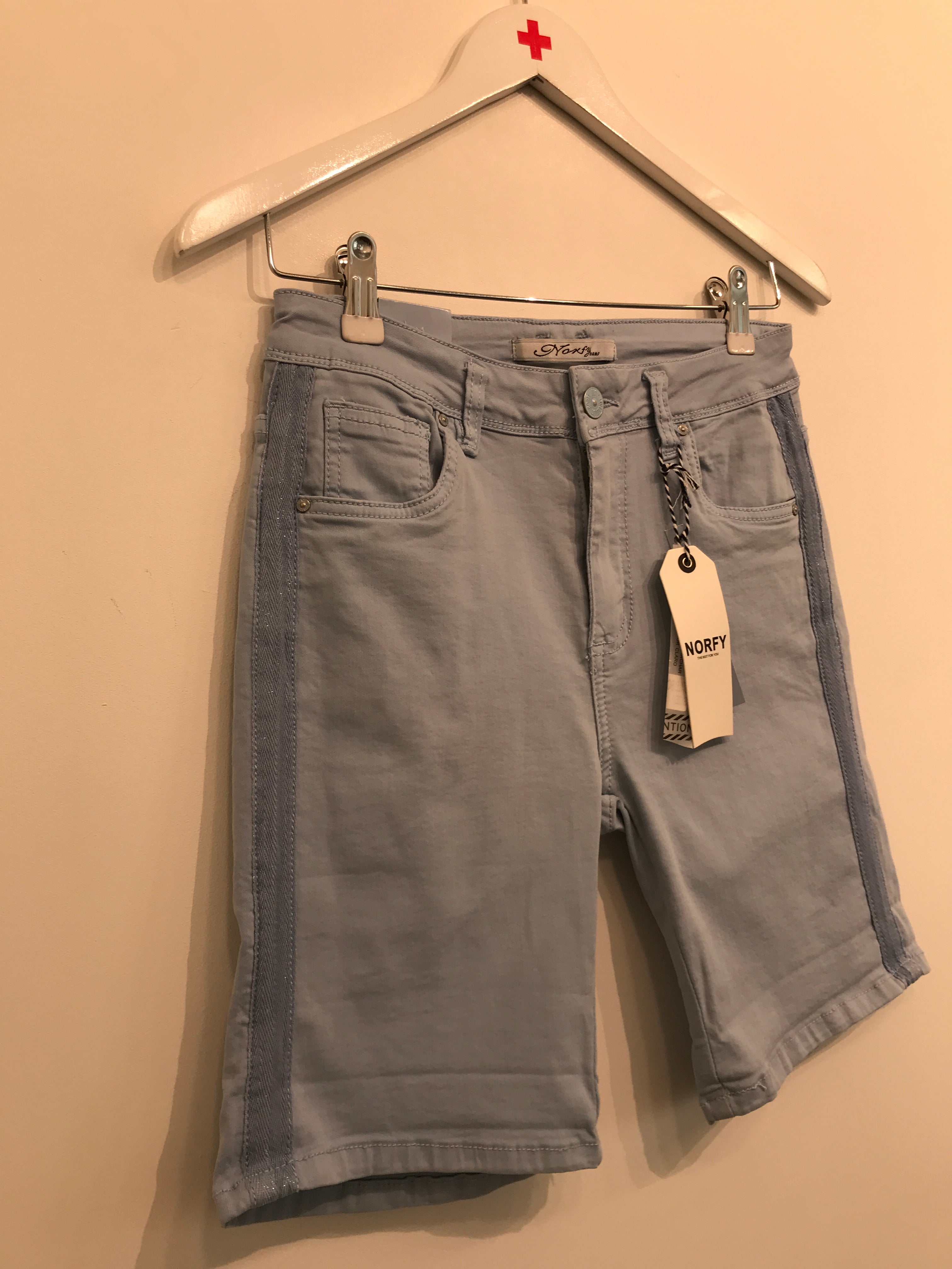 Norfy Shorts
